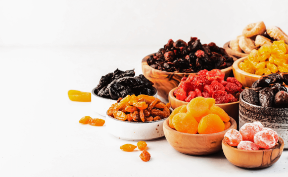 Frutas aperitivos desidratados ou liofilizados.